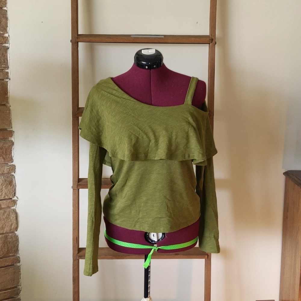 Anthropologie Asymmetrical off-the-shoulder top